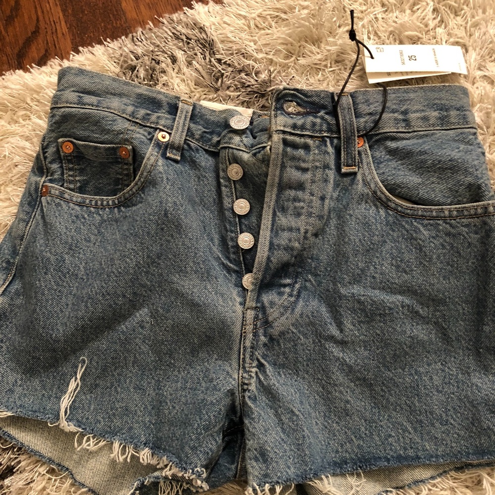 LEVI'S X LILY ALDRIDGE HIGH RISE DENIM SHORTS